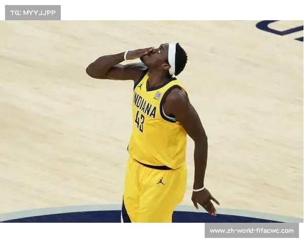 西亚卡姆篮下强势上篮打成2+1 步行者领先骑士拉开至10分差距 西亚卡姆篮下强势上篮打成2+1 步行者领先骑士拉开至10分差距